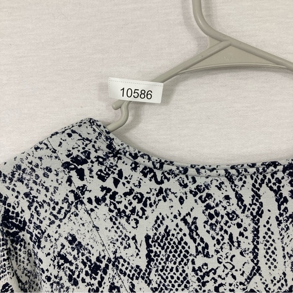 Chico's Black White Round Neck Ultra Soft Stretch Long Sleeve Top Large - Picture 8 of 8